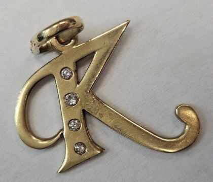 14K GOLD ‘LETTER K’ PENDANT 1.8gr