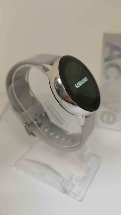 Samsung Galaxy Active SM-R500 Smartwatch Activity Tracker - Bluetooth - Rubber Strap - Boxed.