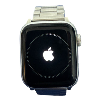Apple Watch Se 1st Gen 40mm With Metal Strap **2 YEAR WARRANTY**