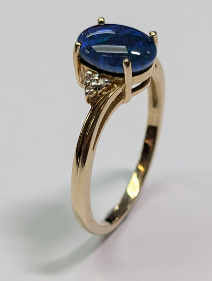9ct gold blue opel style diamond ring