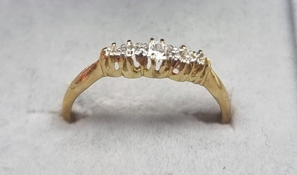 18ct Yellow Gold Diamond Ring Size Q