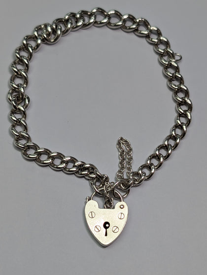 SILVER CHARM BRACELET WITH HEART LOCK