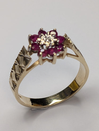 9ct gold diamond & red stone floral ring