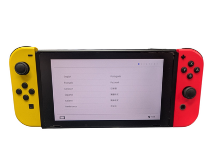 NINTENDO SWITCH BOXED WITH MINECRAFT