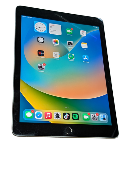 APPLE IPAD 5TH GENERATION WIFI PRESTON STORE