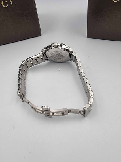 Gucci YA136403 136.4 Dive Black Dial Quartz Ladies Watch -  Steel Bracelet - Boxed With Spare Link And Papers