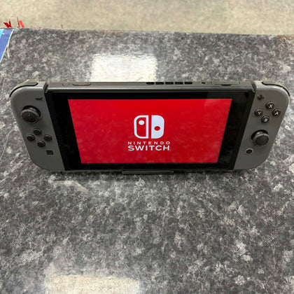 NINTENDO SWITCH - GREY