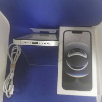 Apple iPhone 16e 128GB White, Unlocked Boxed with charger 100% Battery Health and 14 cycle copunt