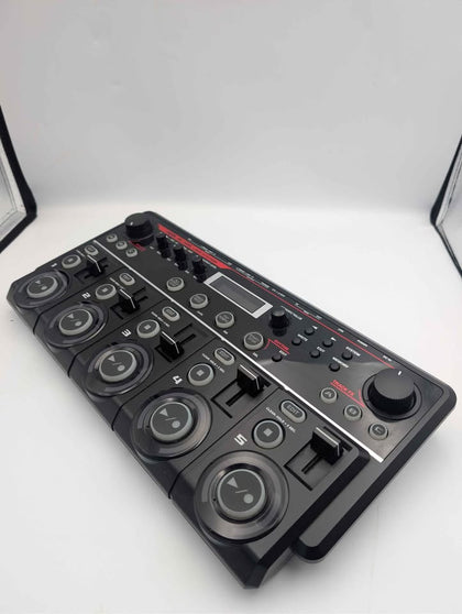 Boss RC-505 Loop Station Phrase Recorder Keyboard Effect Workstation Table top