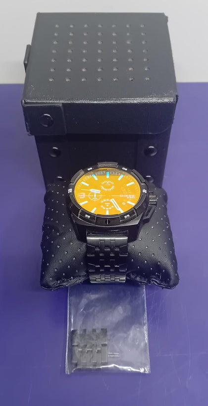 **BOXED** DIESEL only the brave Mens Watch - Model: DZ-4395 - Stainless Steel - 5 Bar - Water Resistant - BLACK