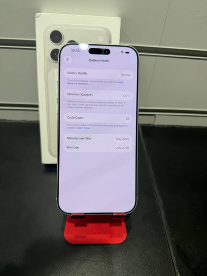 Apple iPhone 17 Pro Max (A3526) Silver, Unlocked - 100% cc 38