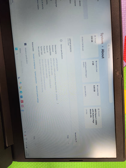 Lenovo V155-15API Laptop - 256GB SSD, Ryzen 5, 8GB RAM