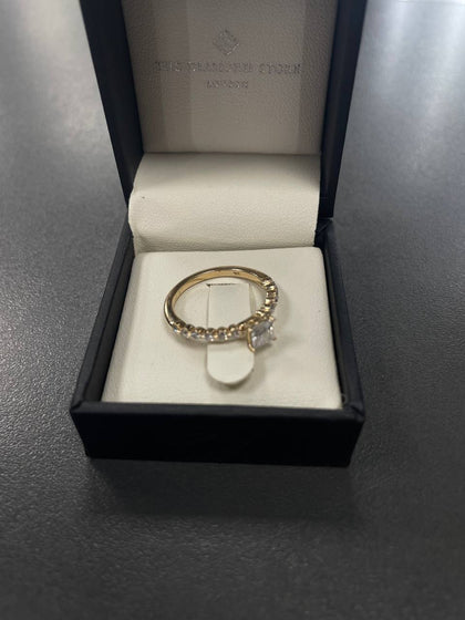 9ct Yellow Gold Diamond Ring, 2.14g