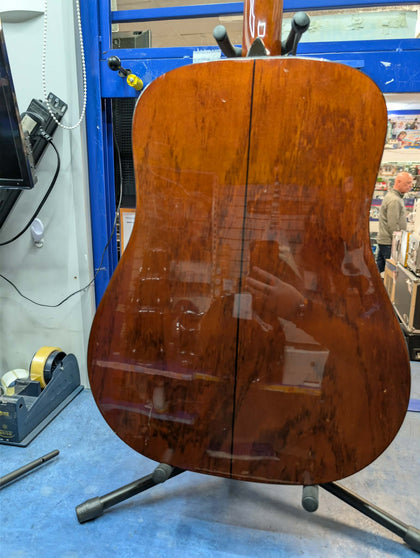dg-4/ts Fender acoustic