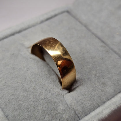 9ct Gold Wedding Band Q1/2