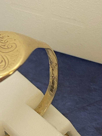 9ct Gold Ring (Size U) Apx 2.3g