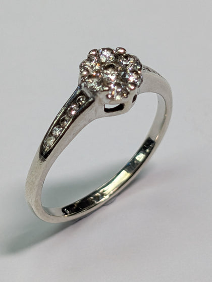 9ct White Gold Diamond Floral Ring - Size O