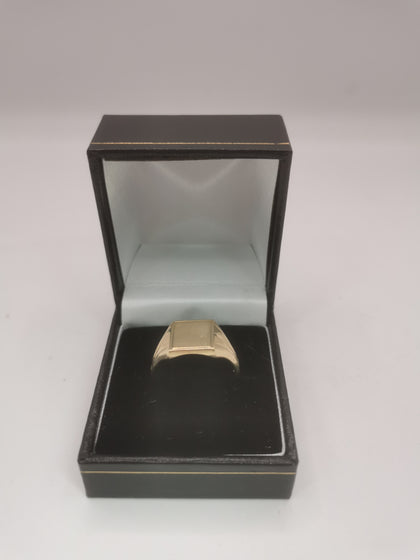 9K Gold Ring 7.27G Hallmarked(375) and Tested Size S