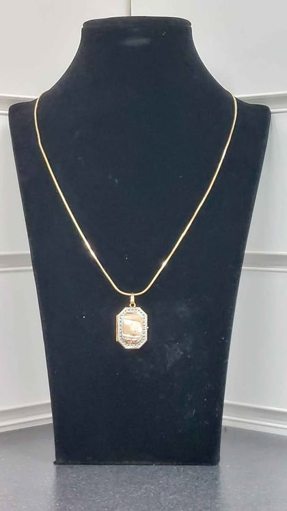 9K GOLD LOCKET, FLAT SNAKE CHAIN, 18