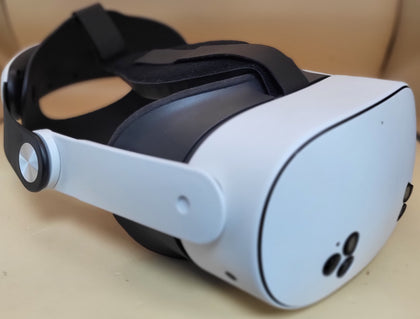 meta quest 3s vr headset (with controllers) 128gb