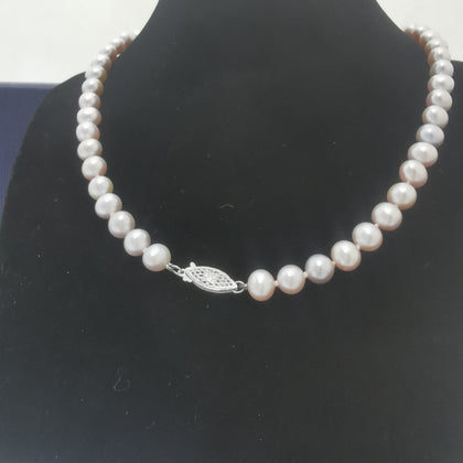 White Freshwater Pearl 17