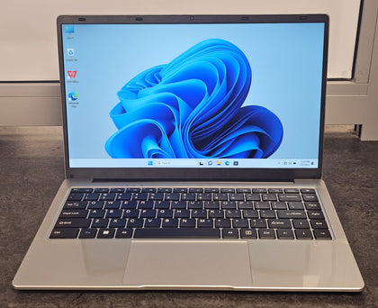 Kuuxbook3 Laptop Intel Celeron j4125 / 256gb SSD / 8gb RAM / Windows 11