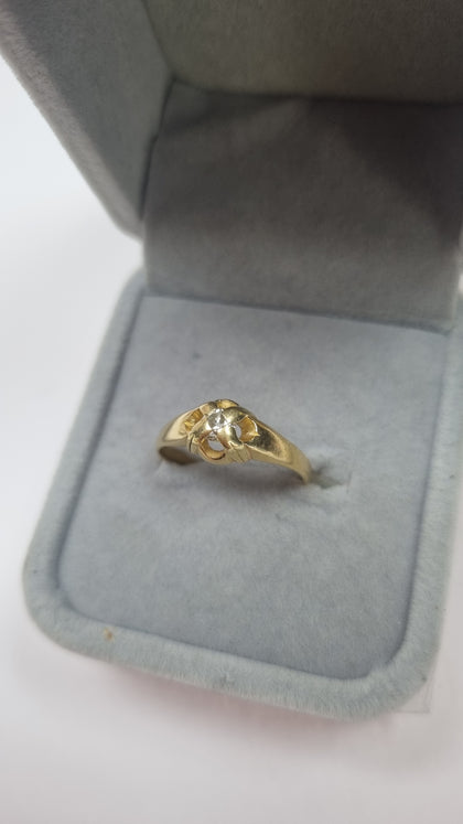 18ct Gold Diamond Ring Size P LEYLAND