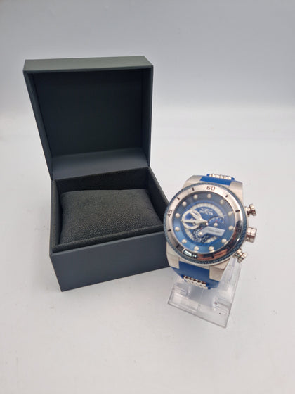 Invicta S1 rally Chronograph quartz mens blue watch with rubber strap.