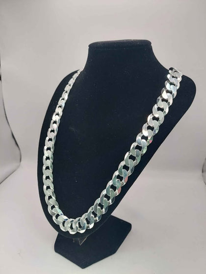 ***BRAND NEW***(925 Hallmarked&Tested), 143.7g Silver Chain, 26
