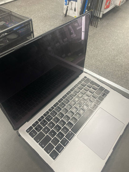 MacBook Air 8,2/i5-8210Y/8GB Ram/256GB SSD/13