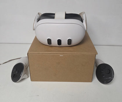 Meta Quest 3 128GB, All-in-One VR Headset boxed