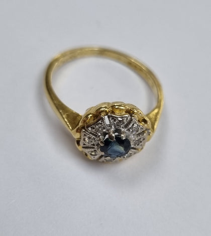18ct Gold Ring Diamond & Sapphire Size 