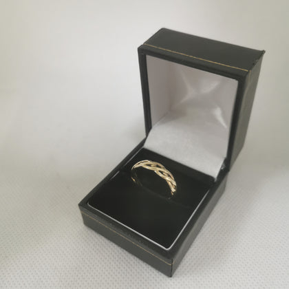 9K Gold Crossed Ring 375 Hallmarked, 2.34Grams, Size: S with Box