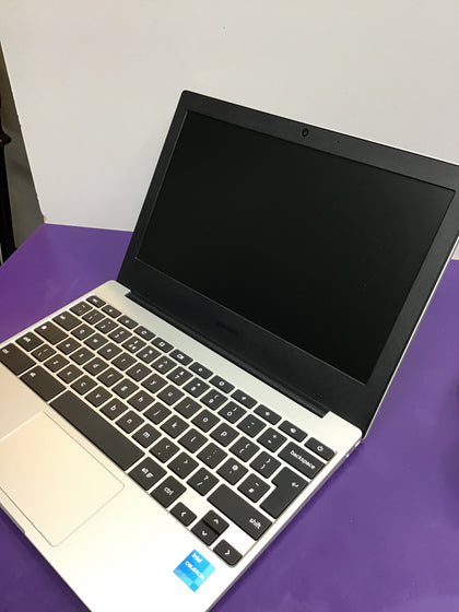 Samsung Galaxy Chromebook Go