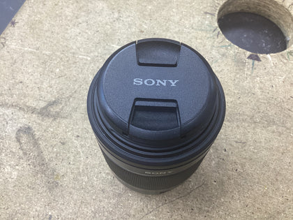 Sony lens dt 4-5.6/55-200 Sam