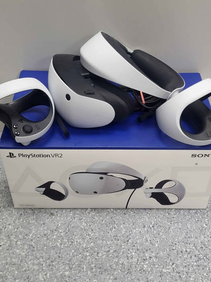 PlayStation VR2 Virtual Reality Headset - w/semse comtrollers - White Boxed