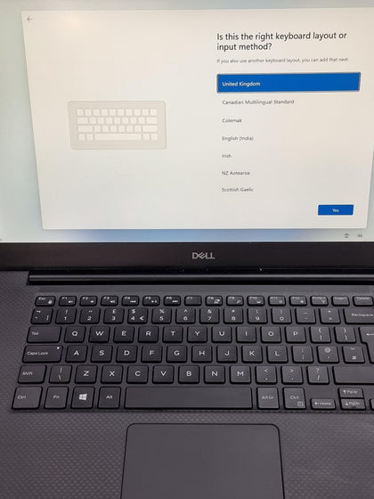 Dell XPS 15 7590