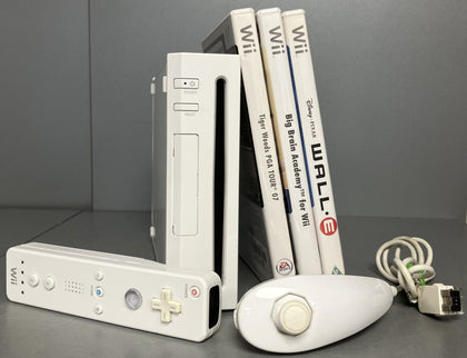 Nintendo Wii White Console Bundle ( + + Wall.E, Big Brain Academy, Tiger Woods PGA Tour 07 ) ** Unboxed **