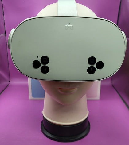 Meta Quest 3s VR Headset (With Controllers) - 128GB - Boxed