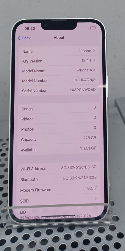 Apple iPhone 16e