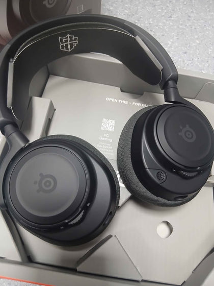 SteelSeries Arctis Nova 7 Gen 2 Wireless Gaming Headset boxed - unused