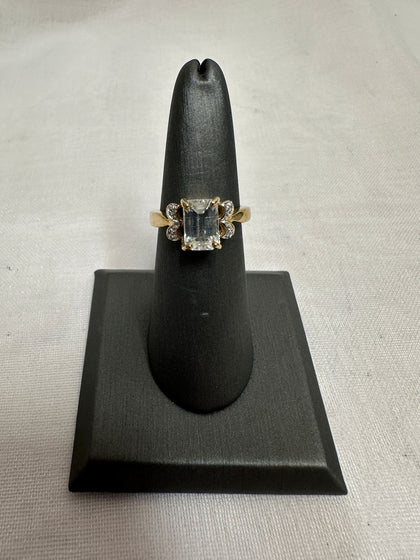 9ct Yellow Gold Square Gem Ring - Size N