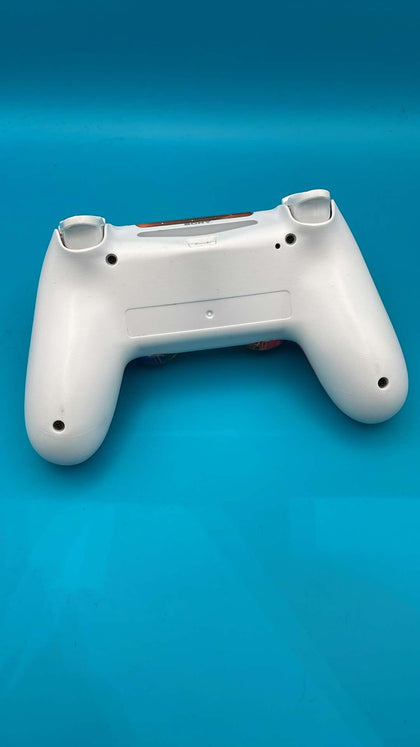 PS4 controller