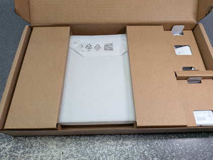 Samsung Galaxy Chromebook  XE310XDA Boxed