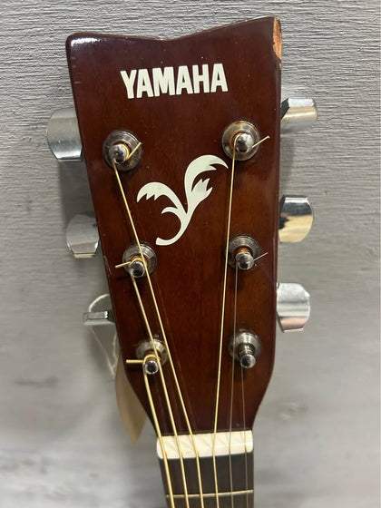 Yamaha F310 Full Size Acoustic Guitar - **DAMAGE TO BACK OF GUITAR** Please See Photos