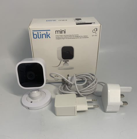 BLINK Mini - compact indoor plug-in smart security camera