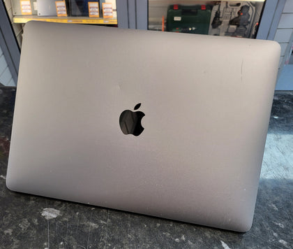 MacBook Pro 15,2, i7-8569U, 16GB Ram, 512GB SSD, TB ,13”, Space Gray, MacOS Sequioa 15.5