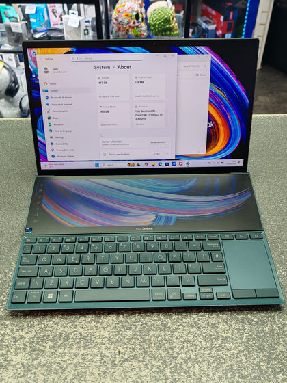 Asus ZenBook Touch Screen i7