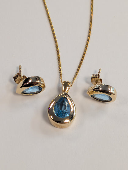 9ct Gold Necklace With Blue Stone & Matching Earrings Set
