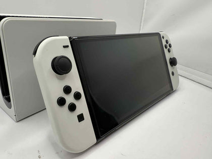 Nintendo Nintendo Switch - White (OLED Model)